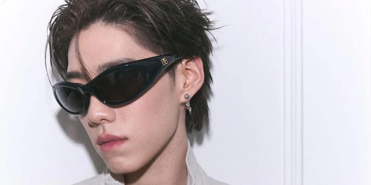Balenciaga BB0384SA 001 - As Seen On PP Krit - Image 3