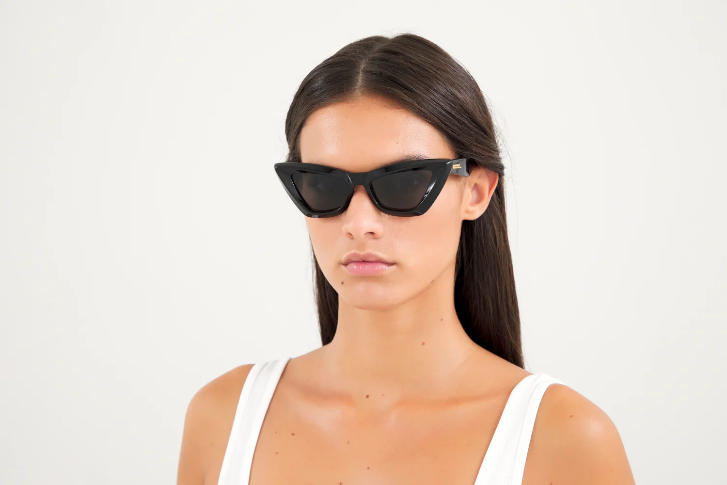 Bottega Veneta BV1101S 001 - As Seen On Kendall Jenner & Maluma - Image 11