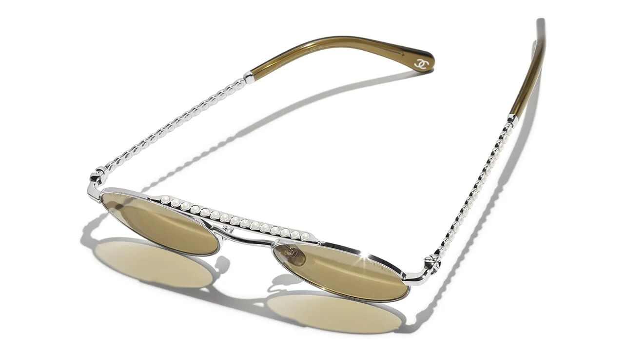 CHANEL 4297H C124/73 Sunglasses - Image 4