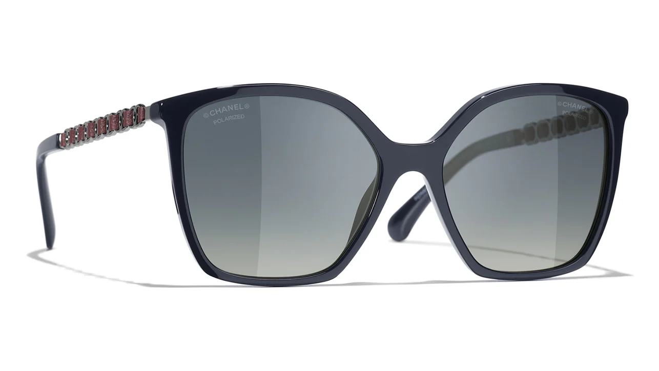 CHANEL 5546Q 1462/K4 Sunglasses