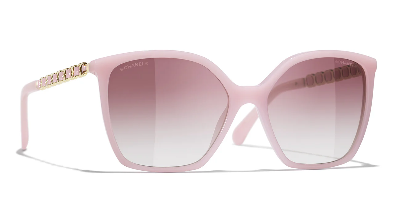 CHANEL 5546Q 1733/8H Sunglasses