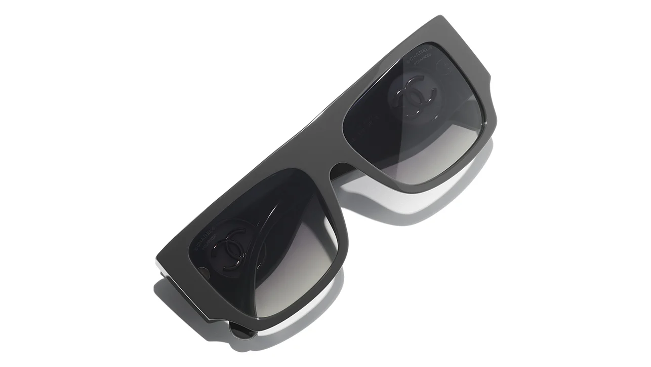 CHANEL 5549 1813/S8 Sunglasses - Image 4