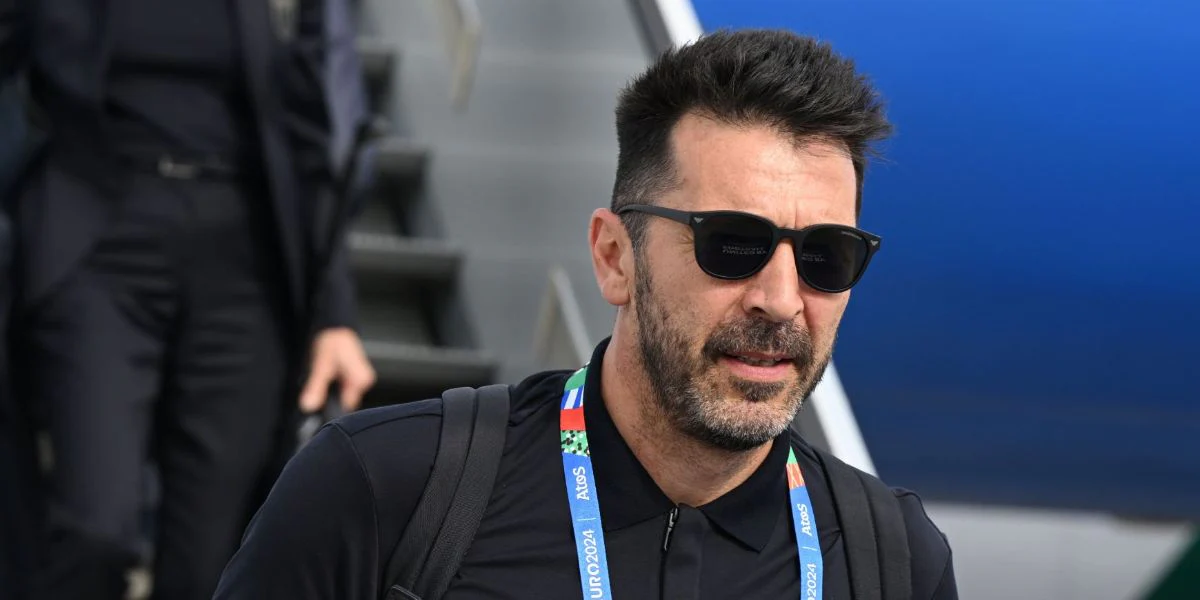 Emporio Armani EA4225U 5001/87 - As Seen On Gianluigi Buffon - Image 4