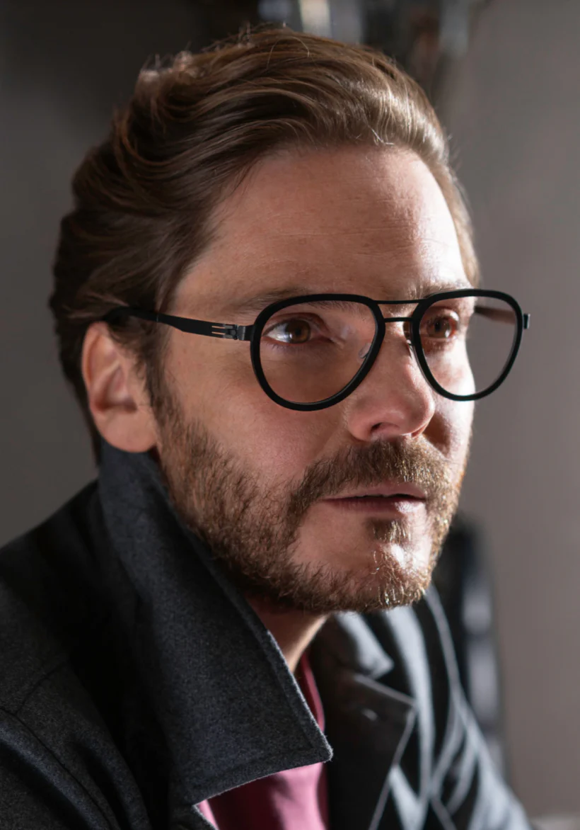 ic! berlin Elliot Rough Black2 - As Seen On Daniel Bruhl - Image 4
