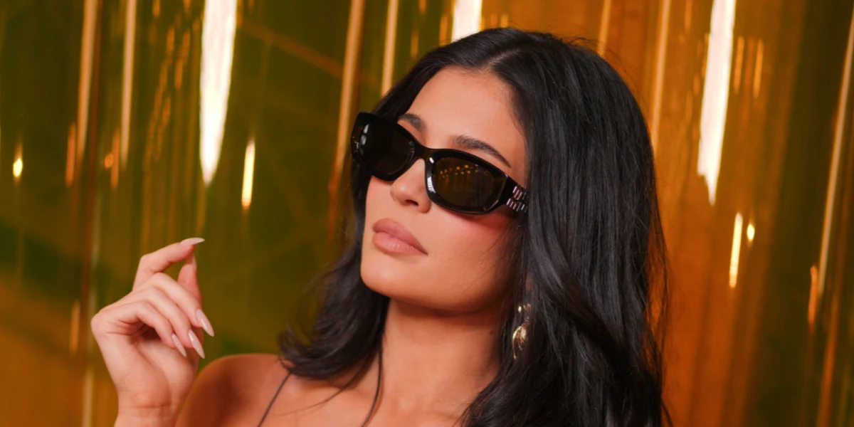 Miu Miu MU B04S 16K08Z - As Seen On Kylie Jenner & Laura Harrier - Image 4