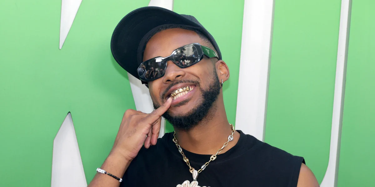 Prada PR 17WS 1AB5S0 Symbole Sunglasses - As Seen On Lamine Yamal & Travis Barker - Image 41