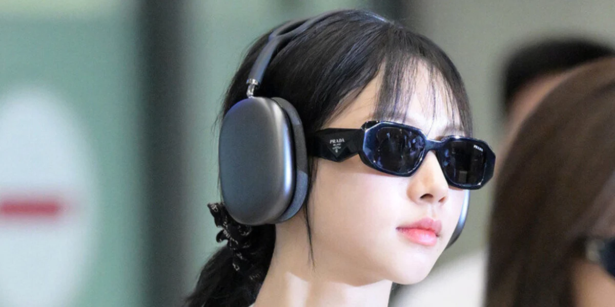 Prada PR 17WS 1AB5S0 Symbole Sunglasses - As Seen On Lamine Yamal & Travis Barker - Image 62