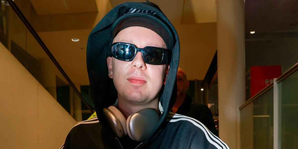 Prada PR 17WS 1AB5S0 Symbole Sunglasses - As Seen On Lamine Yamal & Travis Barker - Image 77