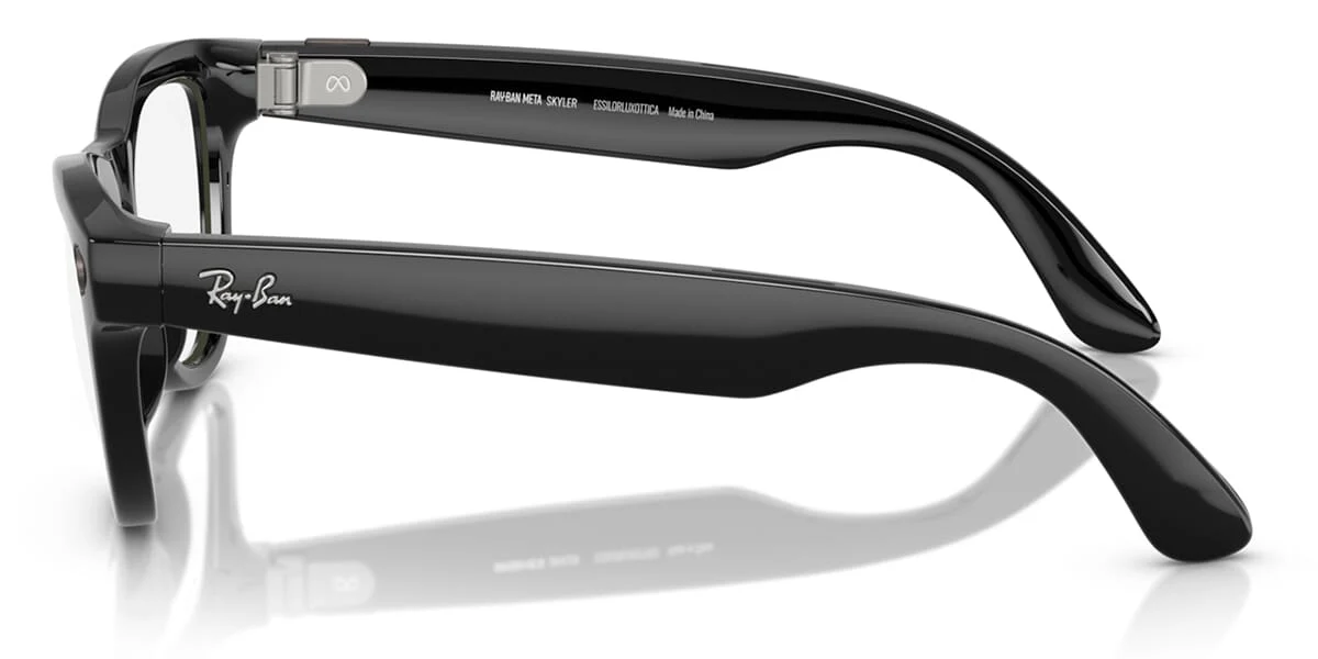 Ray-Ban Meta Skyler RW4010 601/CH Photochromic Smart Glasses - As Seen On Gabbriette & Julia Butters - Image 3