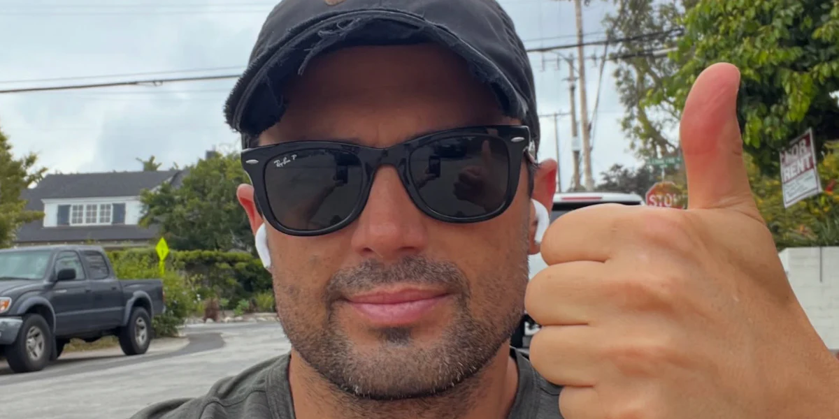 Ray-Ban Wayfarer Ease RB 4340 601/58 Polarised - As Seen On Drake & Nicole Richie - Image 8