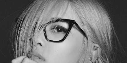 Saint Laurent SL 386 001 - As Seen On Rose Of Blackpink - Image 4