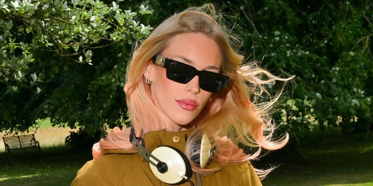 Versace 4459 GB1/87 - As Seen On Mary Charteris & Ali Larter - Image 4
